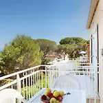 Résidence Odalys Domaine Des Eucalyptus Apartahotel