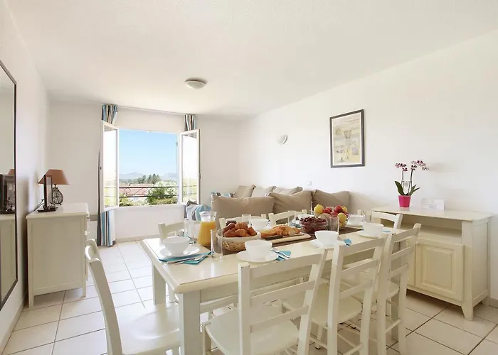 Odalys Domaine Des Eucalyptus Apart-hotel 3*